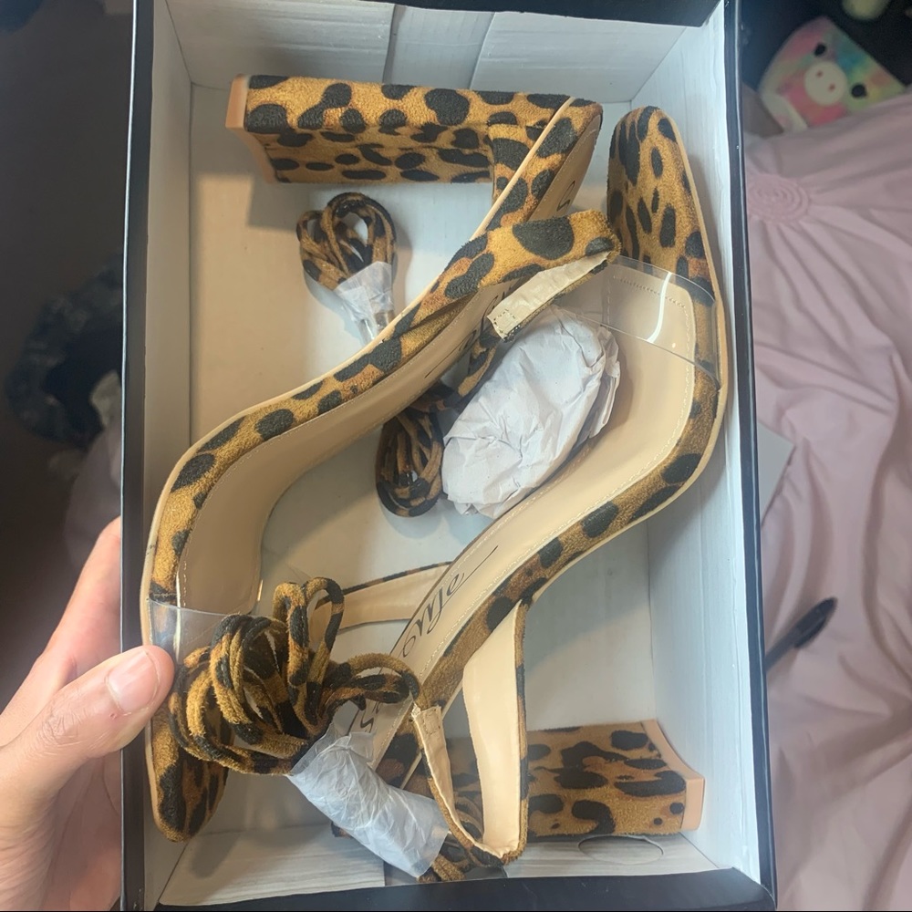 NEW HEELS !